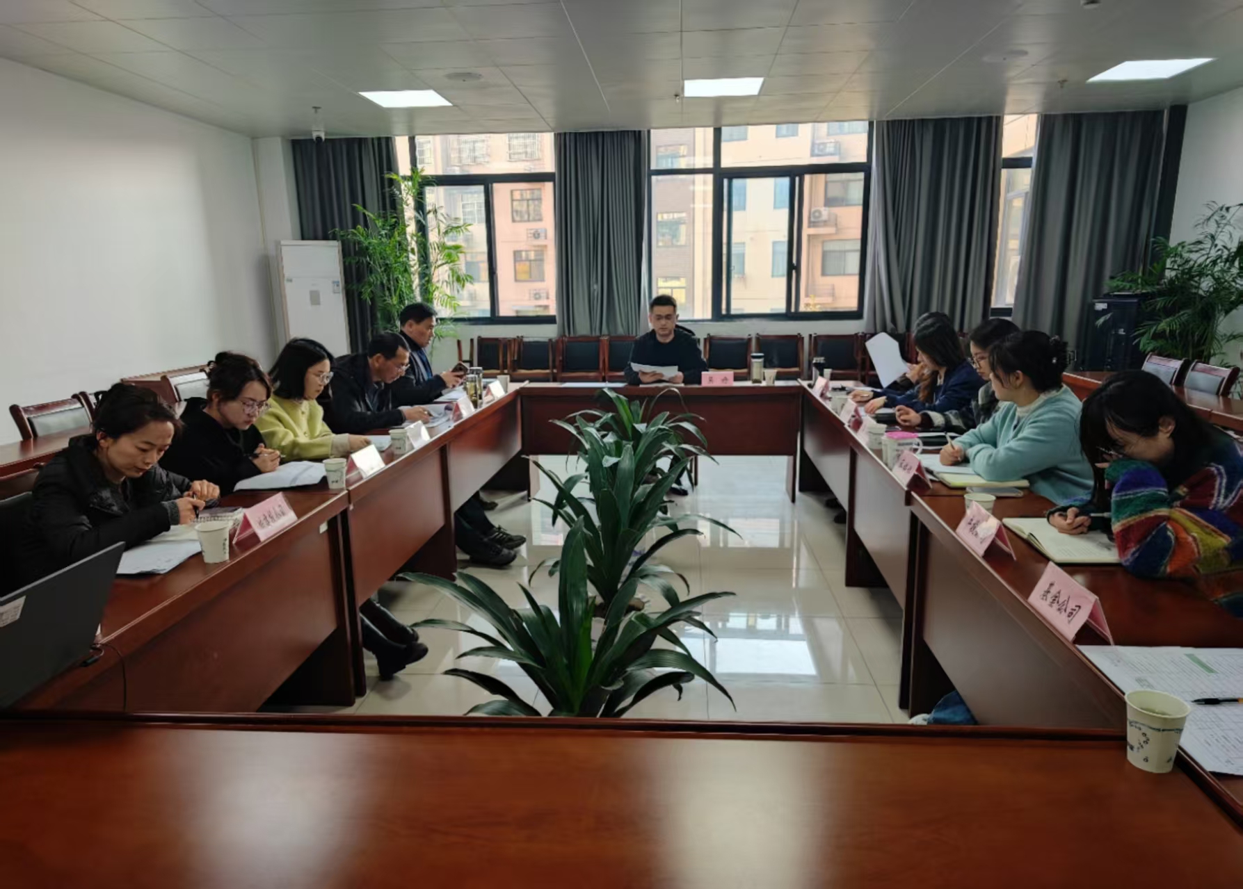 屯溪區(qū)國(guó)投集團(tuán)召開2026年資金調(diào)度暨經(jīng)營(yíng)預(yù)算編制工作會(huì)議